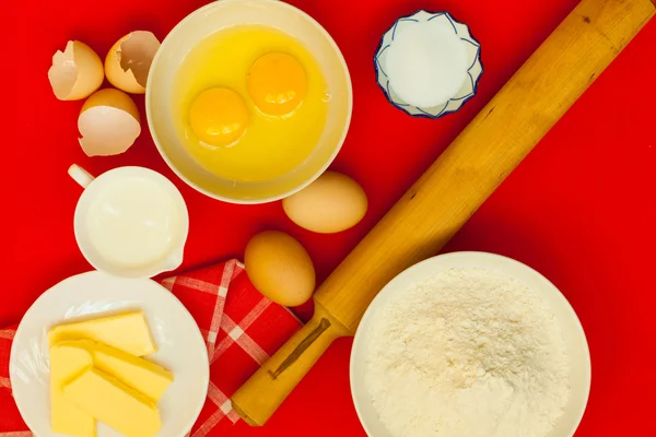 Bake ingredients and kitchen tools — Stock Photo, Image