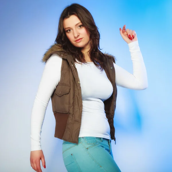 Donna in gilet casual — Foto Stock