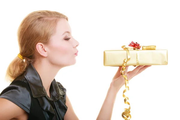 Girl with gift box — Stock Photo, Image