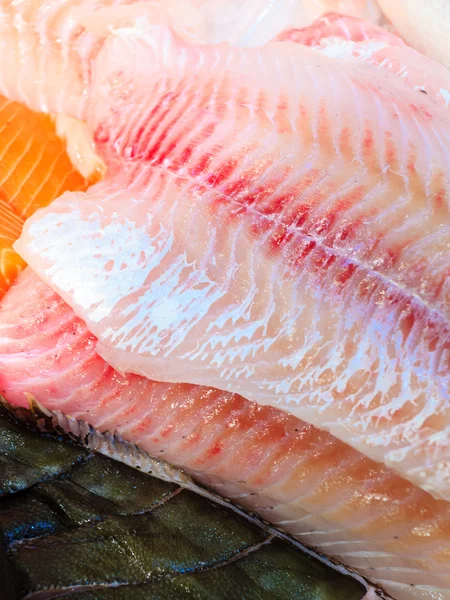 Peixes no mercado do peixe — Fotografia de Stock