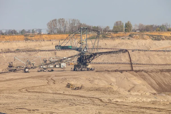 Giant excavator — Stockfoto