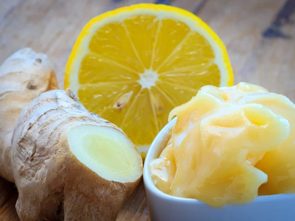 Kořen zázvoru, med a citron — Stock fotografie