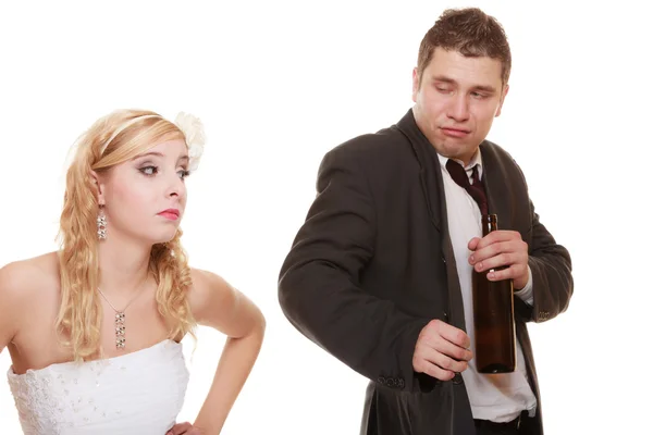 Bride with  drinking groom. — Stock Photo, Image