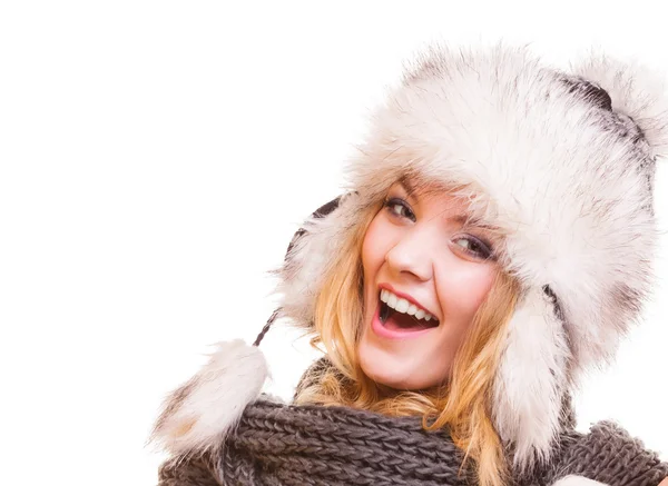 Girl in fur hat posing — Stock Photo, Image