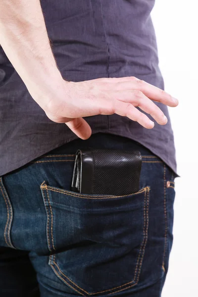 Ladro rubare portafoglio dalla tasca posteriore — Foto Stock