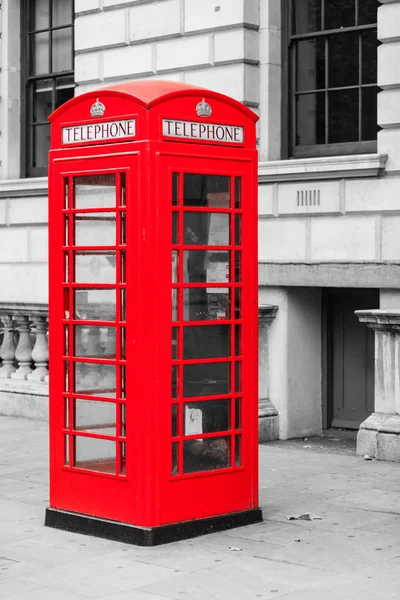 Telefonní budka v uk — Stock fotografie