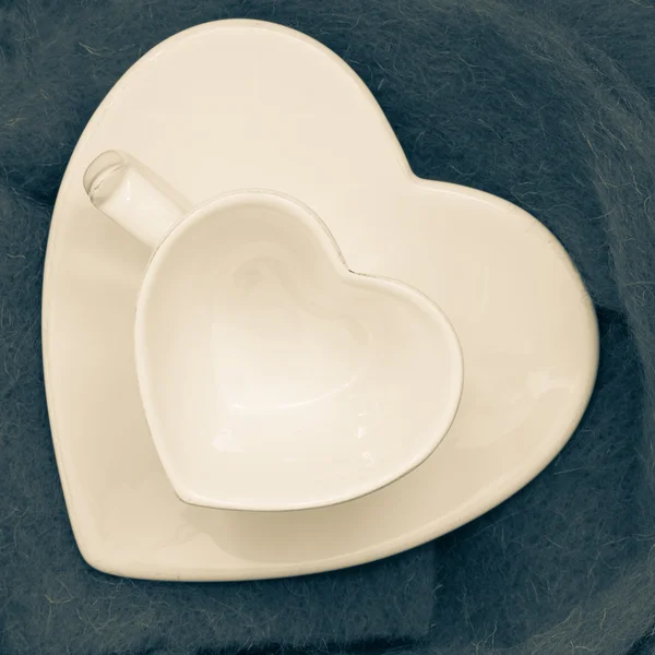 Empty heart shaped cup — Stock Photo, Image