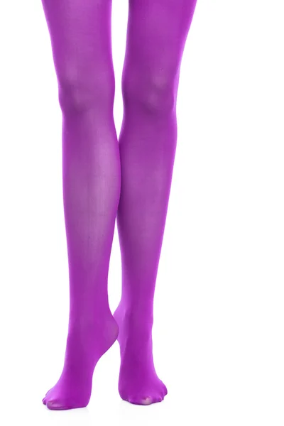Frau trägt violette Strümpfe — Stockfoto