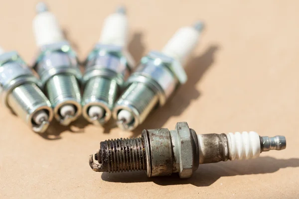 Set of spark plugs — Stock Photo, Image