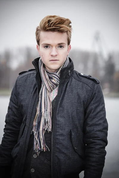 Man posing on street — Stock Photo, Image