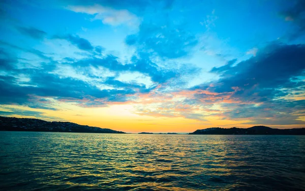 海面に沈む夕日 — ストック写真