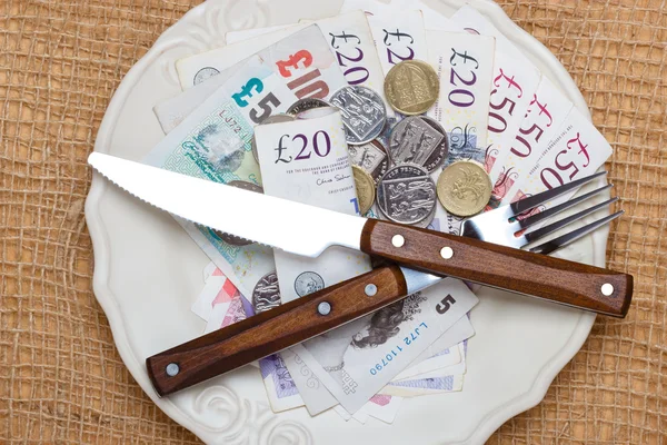 British money on kitchen table, coast of living — Stock Photo, Image