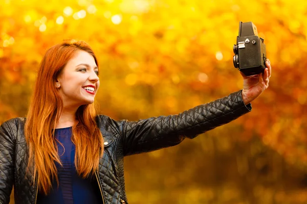 Woman taking photo — Stock Photo, Image