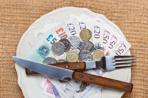 Brittiska pengar på köksbordet, kusten av levande — Stockfoto