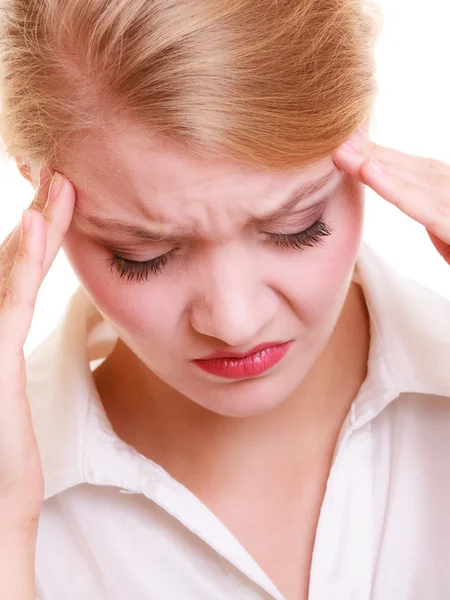 Kadın baş ağrısı muzdarip — Stok fotoğraf