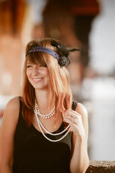 Woman smiling  outdoors — Stock Photo, Image