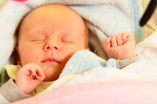 Newborn baby girl sleeping — Stock Photo, Image