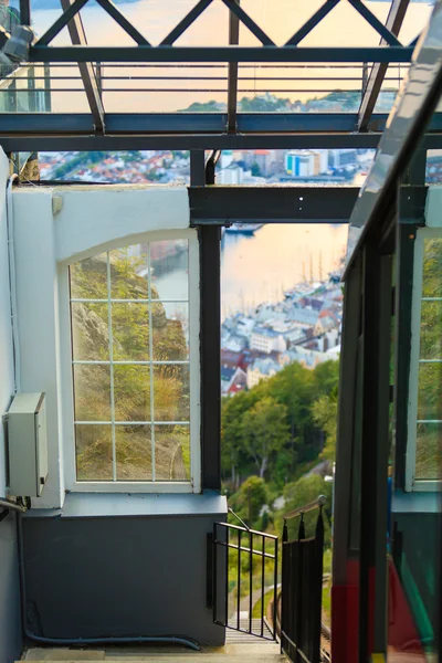 Funicular Railway in Bergen, Norway, climbing Mount Floyen. — Stock Photo, Image