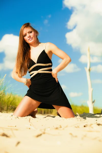 Mujer día de vacaciones al aire libre — Foto de Stock