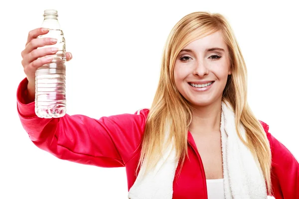 Fitness vrouw bedrijf waterfles — Stockfoto