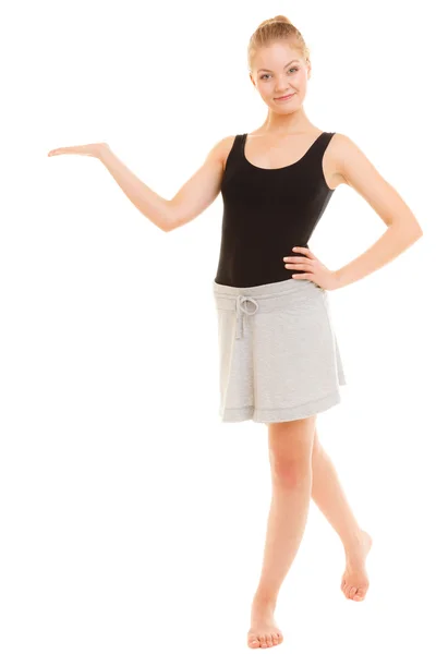 Sporty girl showing  hand — Stock Photo, Image