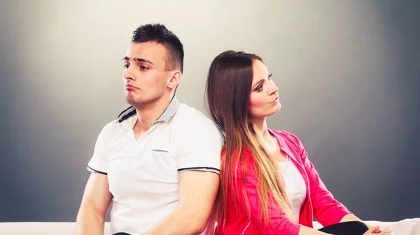 Casal jovem após Quarrel — Fotografia de Stock