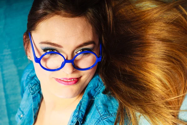 Woman  in blue glasses — Stock Photo, Image