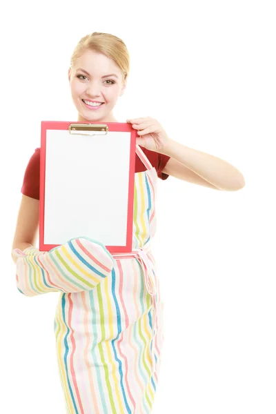Housewife holding clipboard with copy space for text. — Stock Photo, Image