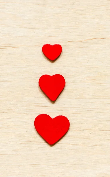 Valentine's day background. Red decorative hearts — Stockfoto