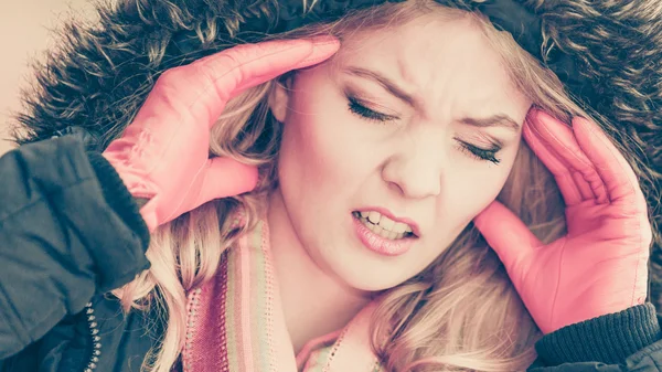 Woman suffering from headache — Stock Photo, Image