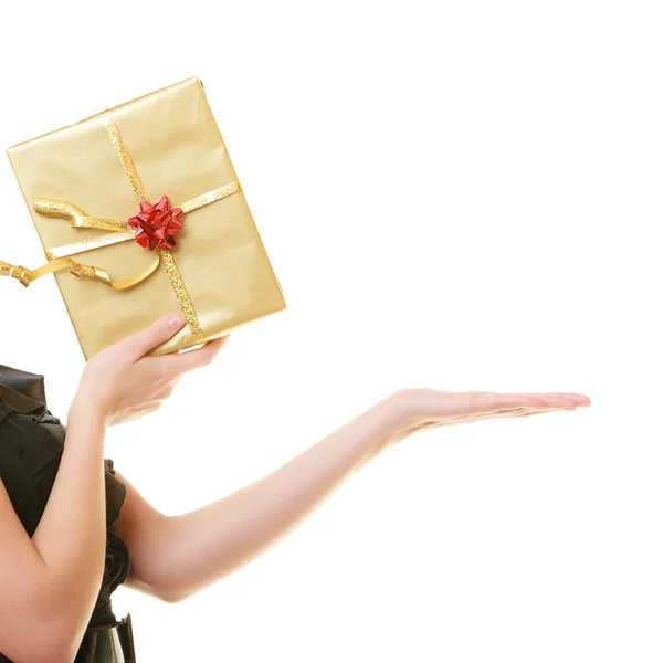 Holidays love happiness concept - girl with gift box — Stock Photo, Image