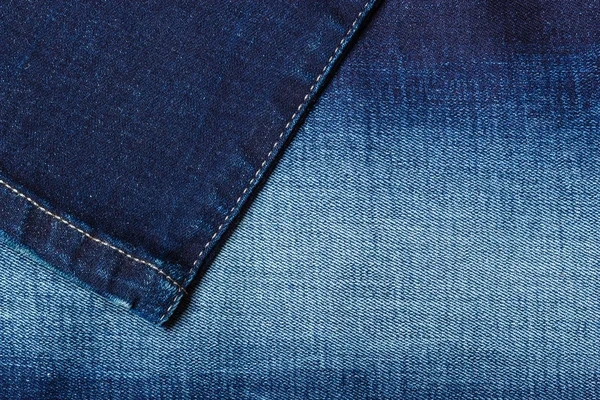 Детали крупным планом синей джинсы — стоковое фото