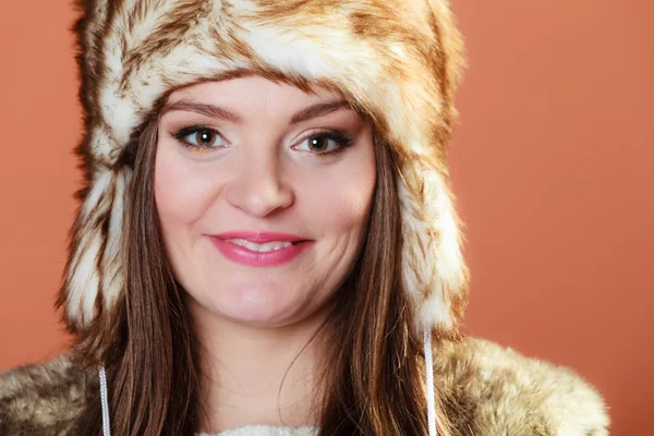 Girl in fur cap — Stock Photo, Image
