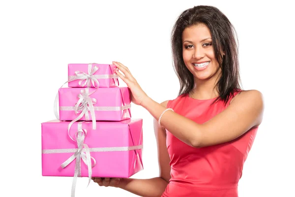 Mujer sosteniendo regalos — Foto de Stock