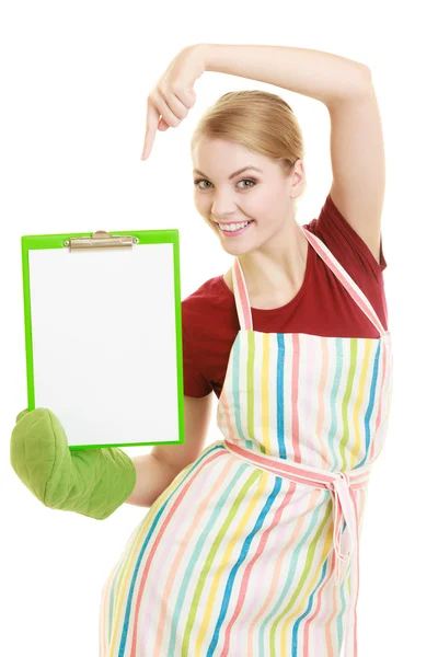 Housewife holding clipboard with copy space for text. — Stock Photo, Image