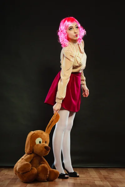 Mulher vestindo como boneca fantoche — Fotografia de Stock