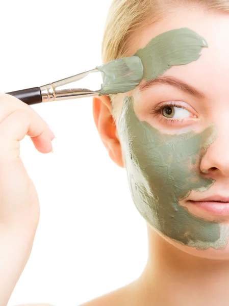 Woman applying  mud mask — Stock Photo, Image