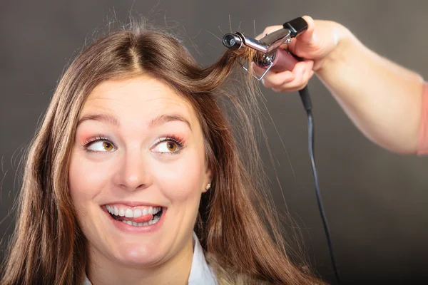 Penata rambut keriting — Stok Foto
