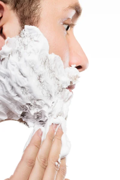 Hombre preparándose para afeitarse — Foto de Stock