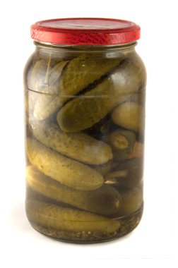 beyaz zemin üzerinde turşu