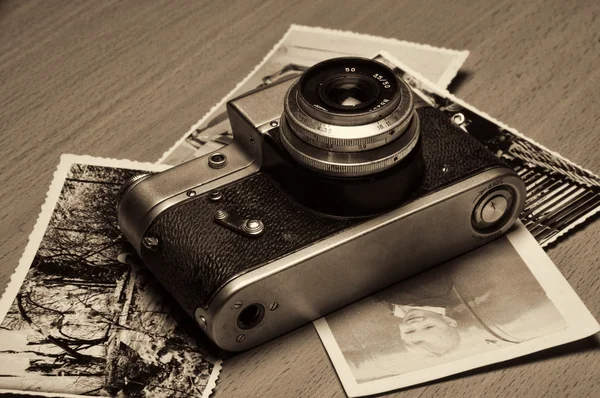 Vintage SLR camera isolated — Stock Photo, Image