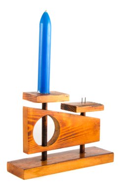 Beyaz izole retro şamdanlar