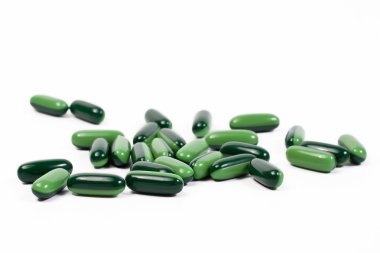 Beyaz arka plan üzerinde izole tıp Tablet