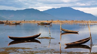 Nehir, deniz, göl gemilerde