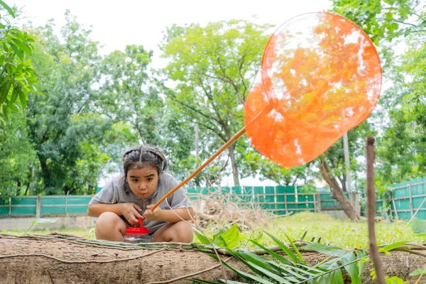 Asian Girl Portrait She Adventuring Wide World Bug Catcher She — Stock Photo, Image