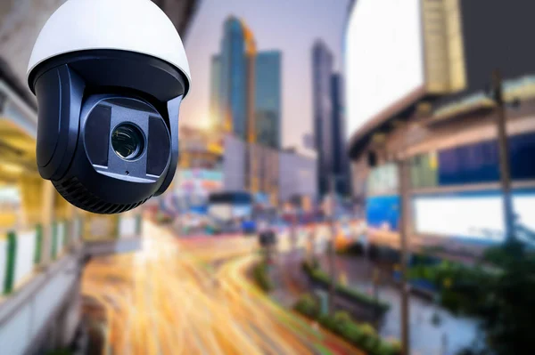 Gesloten Televisie Beveiliging Cctv Camera Bij Schemerzicht Stadsgezicht Commerciële Gebouwen — Stockfoto