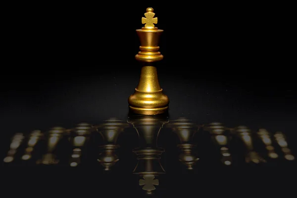 チェスボードゲーム ビジネス戦略と戦術的な戦いのための概念 — ストック写真
