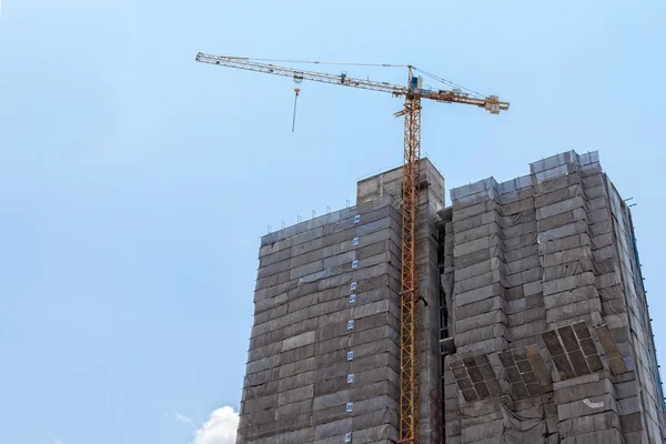 Construction Crane at construction site — Stock Photo, Image