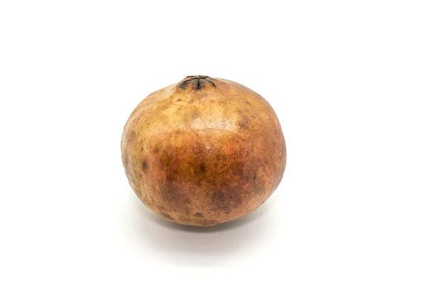 Granatäpple på vit bakgrund — Stockfoto