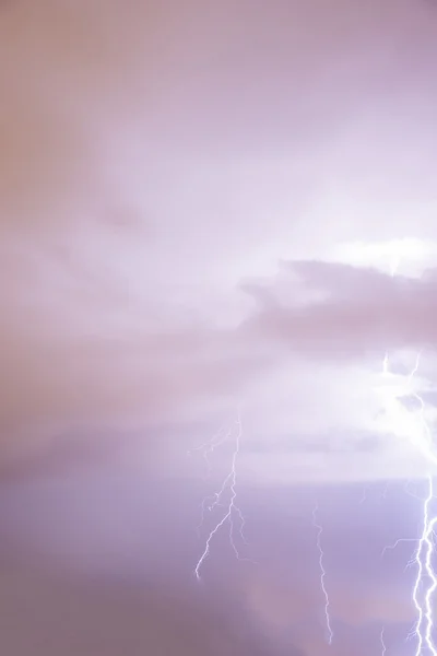 雷と稲妻 — ストック写真